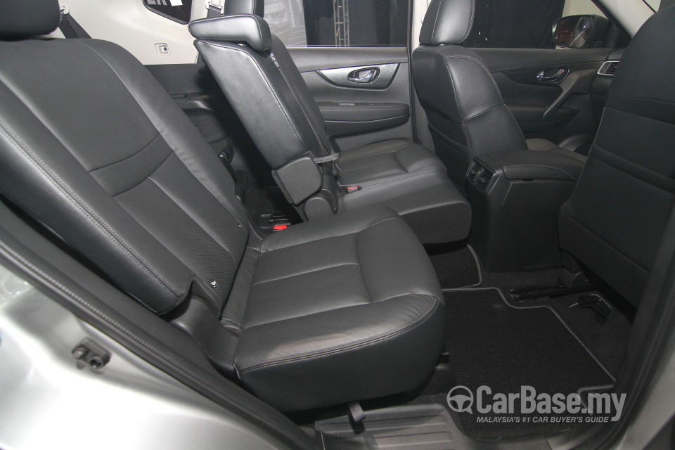 Nissan X-Trail 3rd Gen (2015) Interior