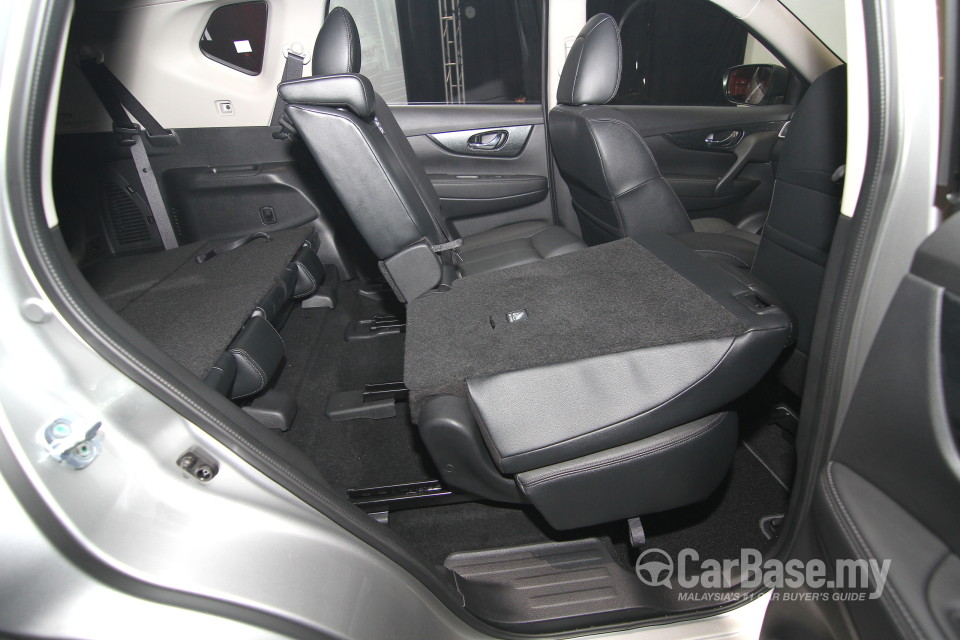 Nissan X-Trail 3rd Gen (2015) Interior