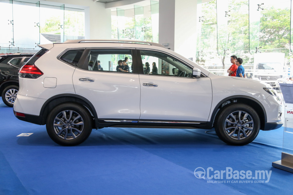 Nissan X-Trail 3rd Gen Facelift  (2019) Exterior