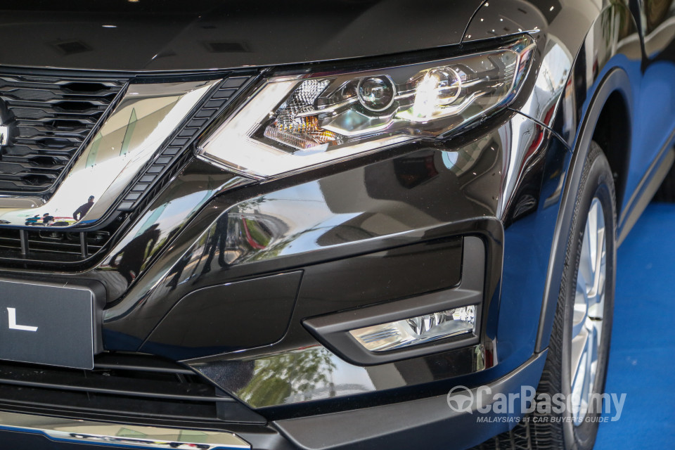 Nissan X-Trail 3rd Gen Facelift  (2019) Exterior