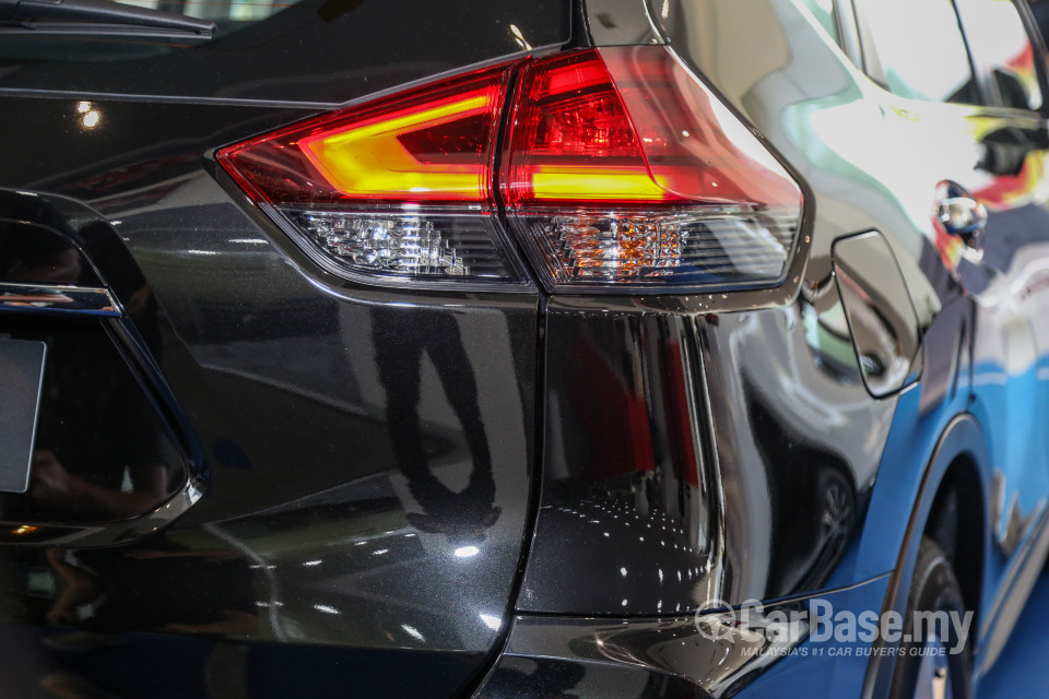 Nissan X-Trail 3rd Gen Facelift  (2019) Exterior
