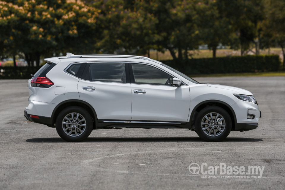 Nissan X-Trail 3rd Gen Facelift  (2019) Exterior