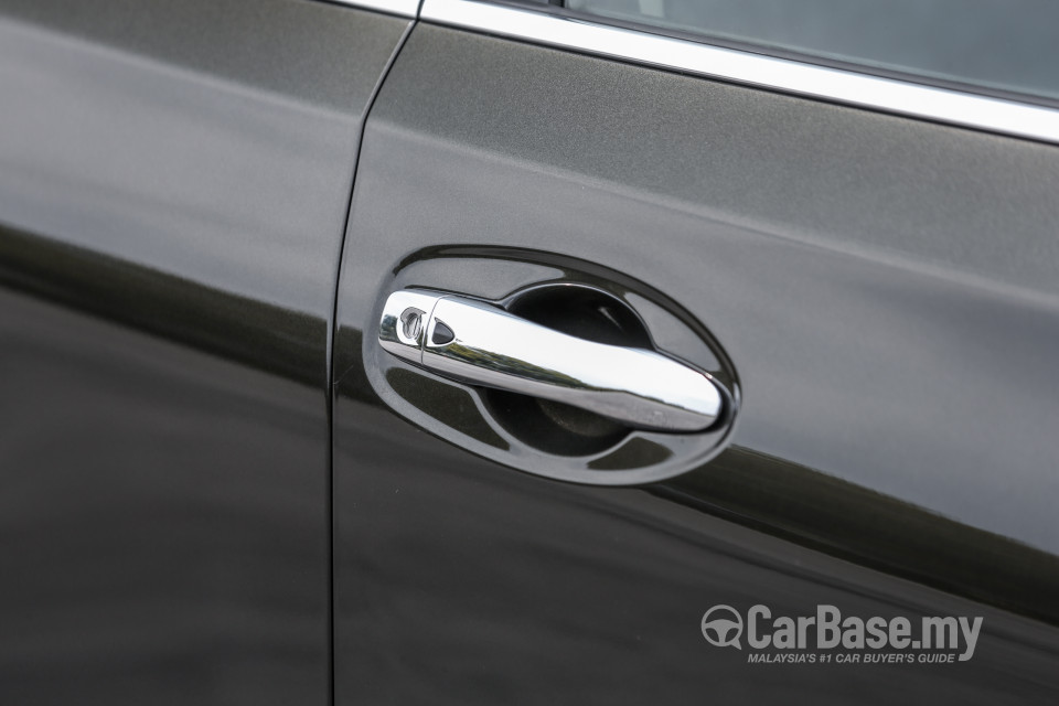 Nissan X-Trail 3rd Gen Facelift  (2019) Exterior