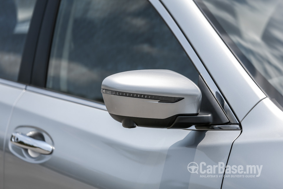 Nissan X-Trail 3rd Gen Facelift  (2019) Exterior
