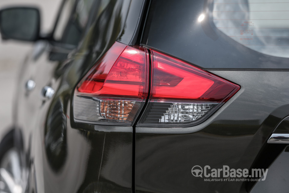 Nissan X-Trail 3rd Gen Facelift  (2019) Exterior