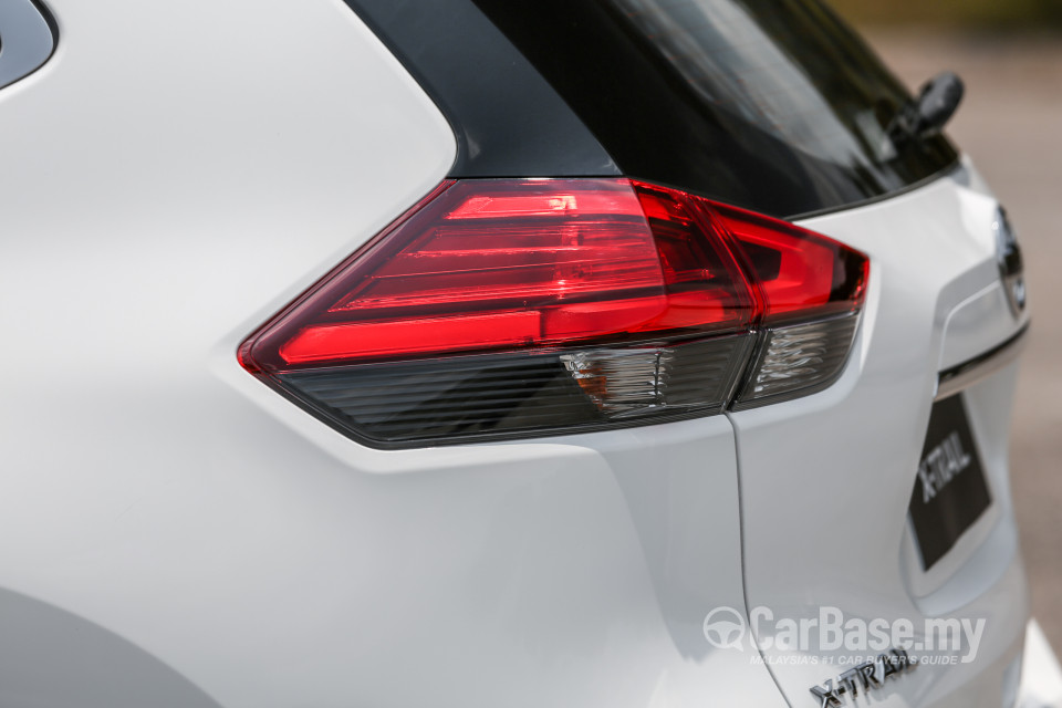 Nissan X-Trail 3rd Gen Facelift  (2019) Exterior