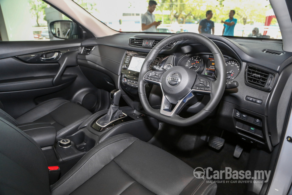 Nissan X-Trail 3rd Gen Facelift  (2019) Interior