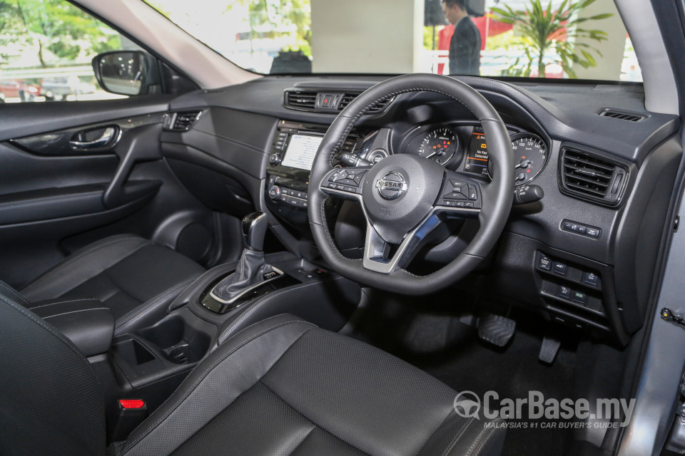 Nissan X-Trail 3rd Gen Facelift  (2019) Interior