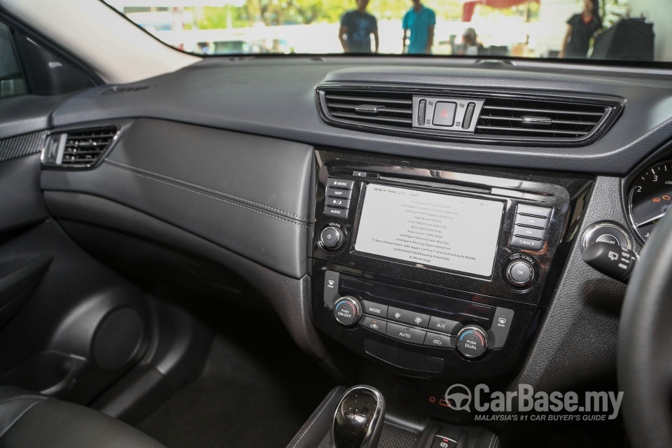 Nissan X-Trail 3rd Gen Facelift  (2019) Interior