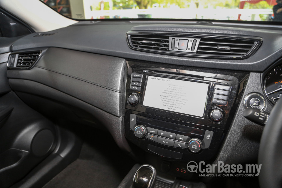 Nissan X-Trail 3rd Gen Facelift  (2019) Interior