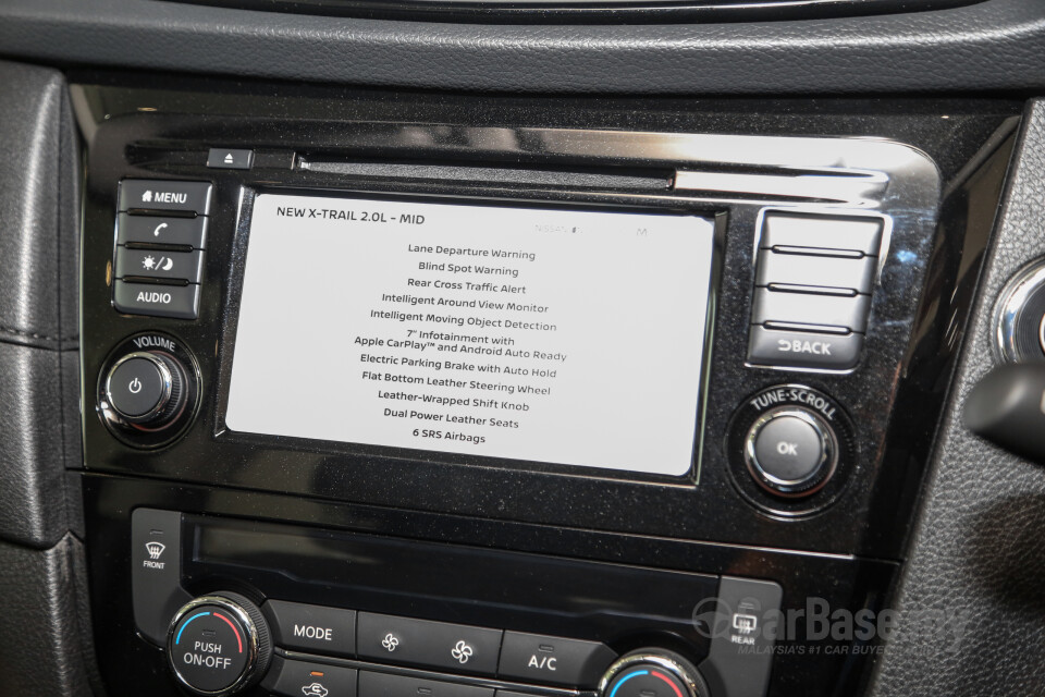 Chevrolet Cruze J300 (2012) Interior