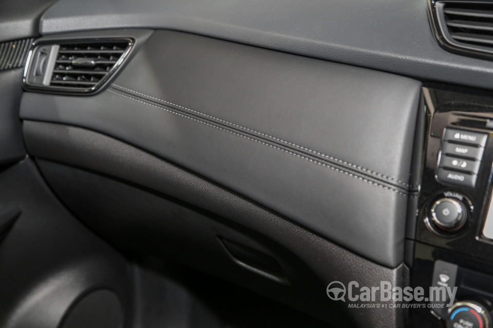 Nissan X-Trail 3rd Gen Facelift  (2019) Interior