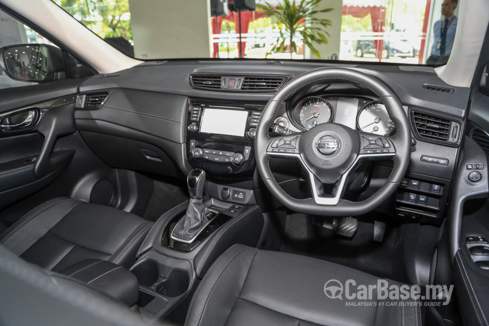Nissan X-Trail 3rd Gen Facelift  (2019) Interior