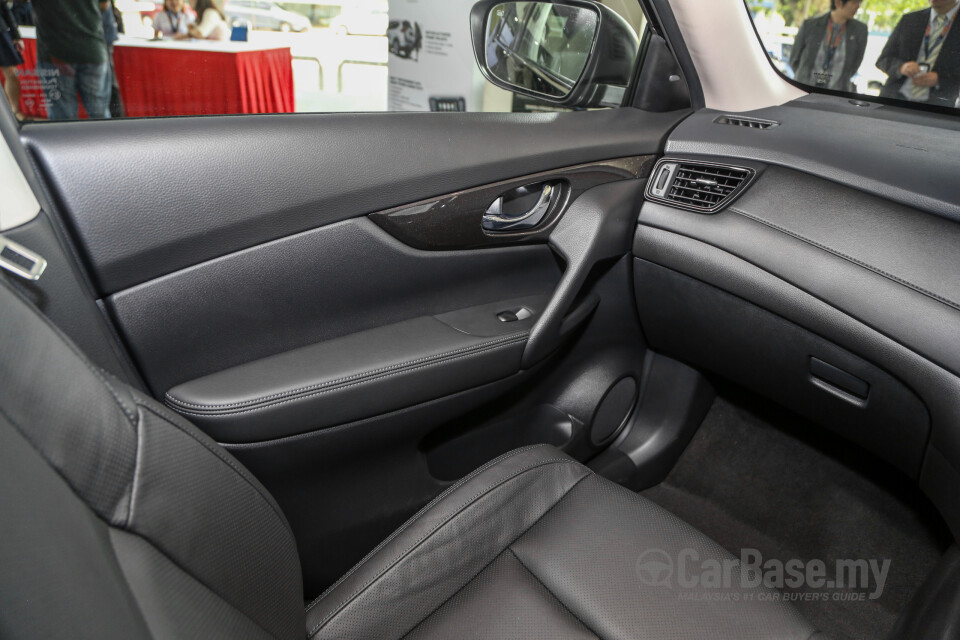 Audi Q5 FY (2019) Interior