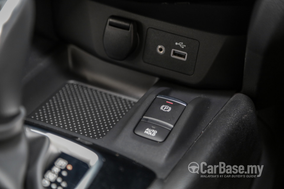 Nissan X-Trail 3rd Gen Facelift  (2019) Interior