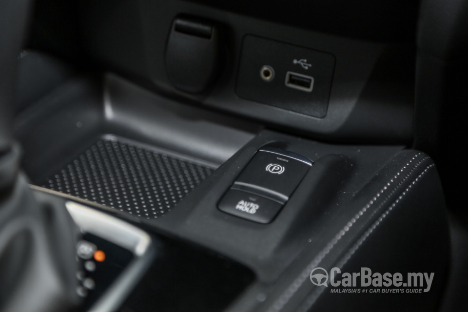Nissan X-Trail 3rd Gen Facelift  (2019) Interior