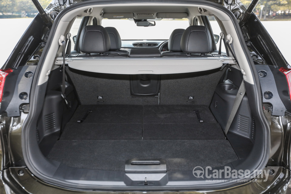 Nissan X-Trail 3rd Gen Facelift  (2019) Interior