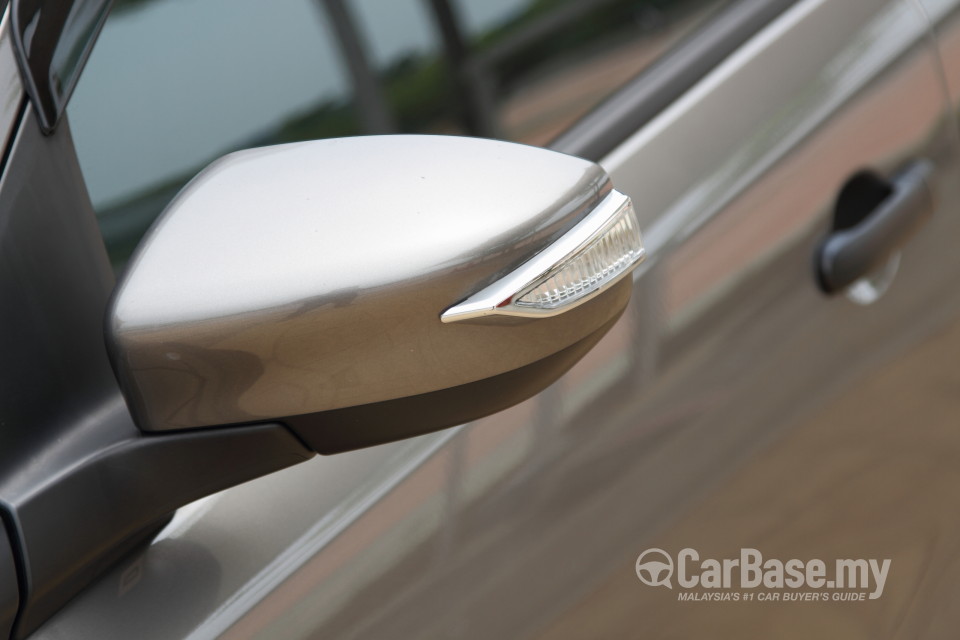 Nissan X-Gear L11 Facelift (2014) Exterior