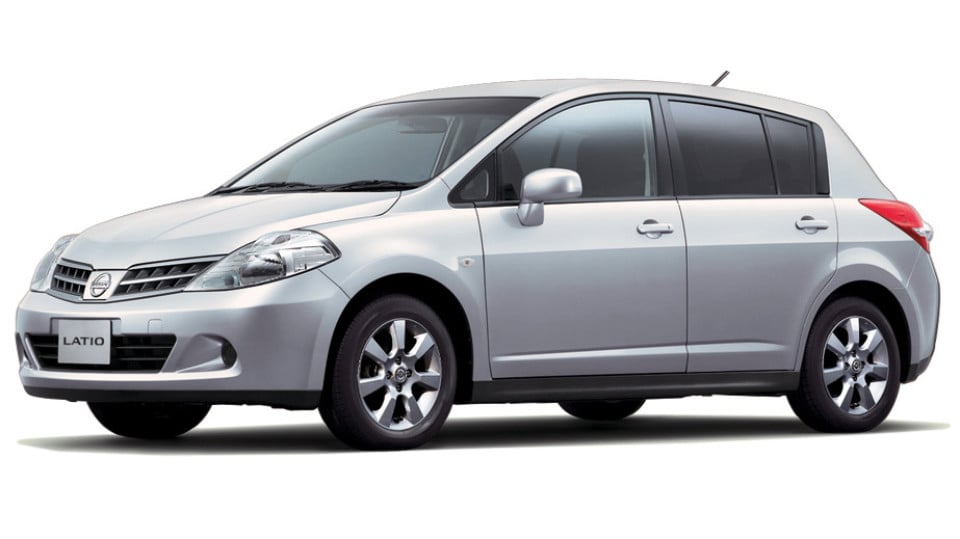 Nissan Latio Hatchback N17 (2011) Exterior