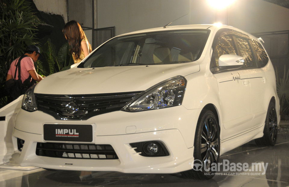 Nissan Grand Livina L11 Facelift (2013) Exterior
