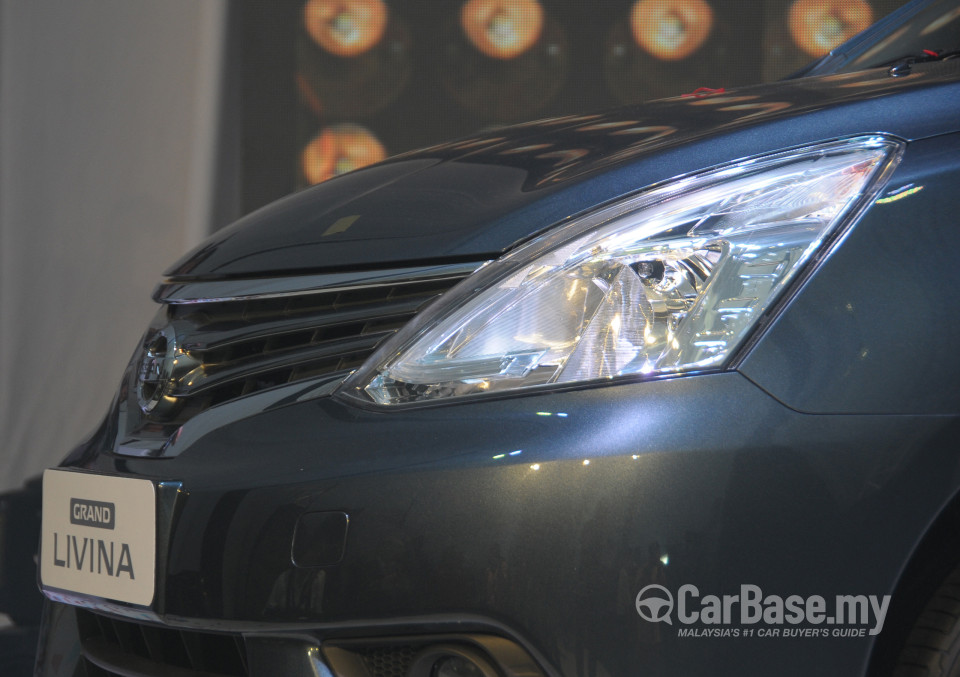 Nissan Grand Livina L11 Facelift (2013) Exterior