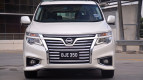 Nissan Elgrand Exterior photo