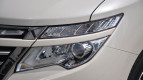 Nissan Elgrand Exterior photo