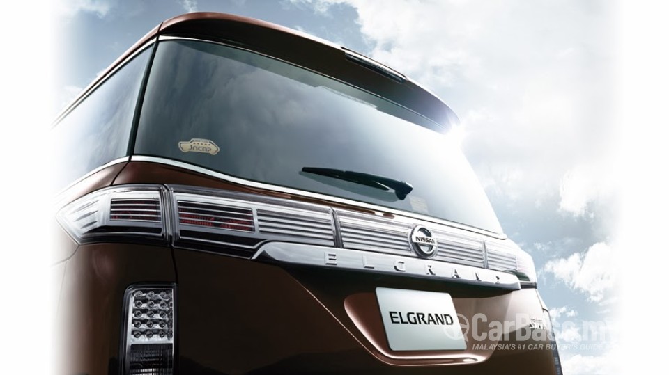 Nissan Elgrand E52 Facelift (2014) Exterior