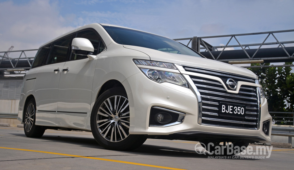 Nissan Elgrand E52 Facelift (2014) Exterior