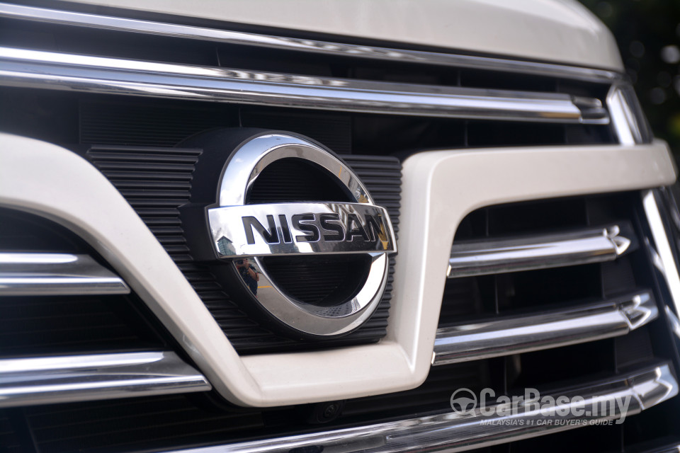 Nissan Elgrand E52 Facelift (2014) Exterior