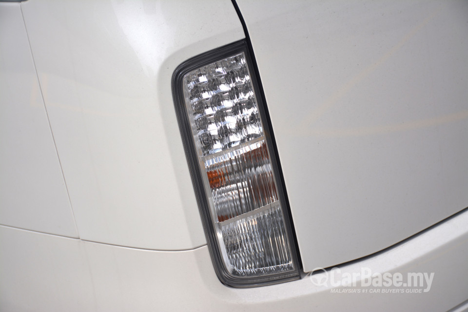 Nissan Elgrand E52 Facelift (2014) Exterior