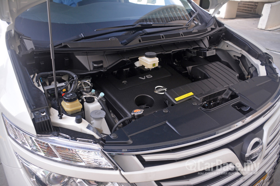 Nissan Elgrand E52 Facelift (2014) Exterior