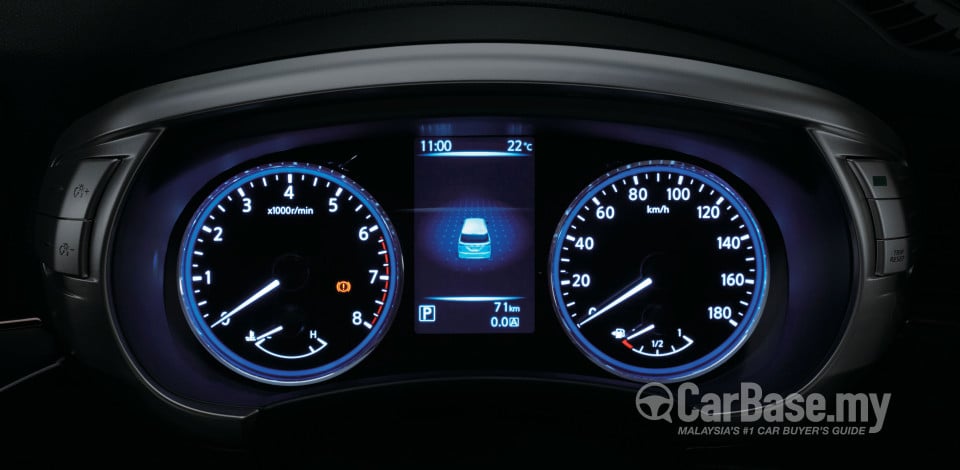 Nissan Elgrand E52 Facelift (2014) Interior