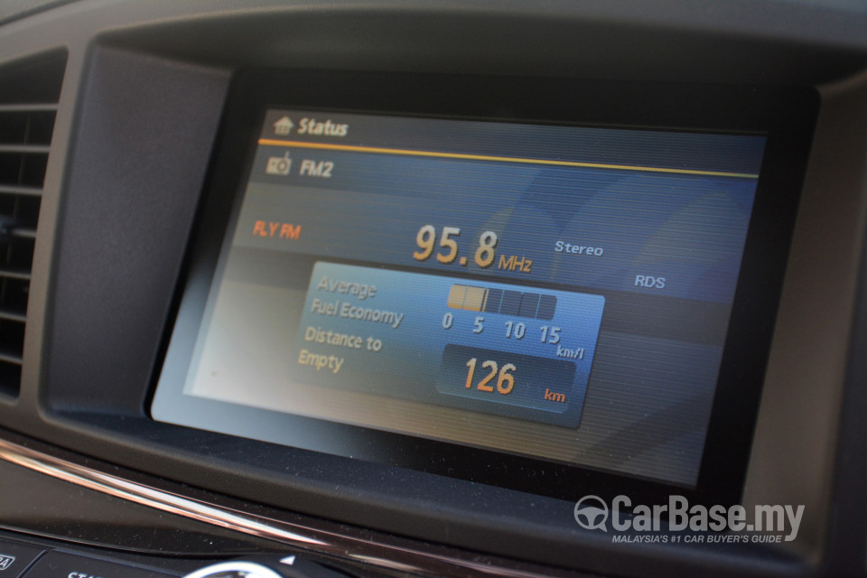 Nissan Elgrand E52 Facelift (2014) Interior