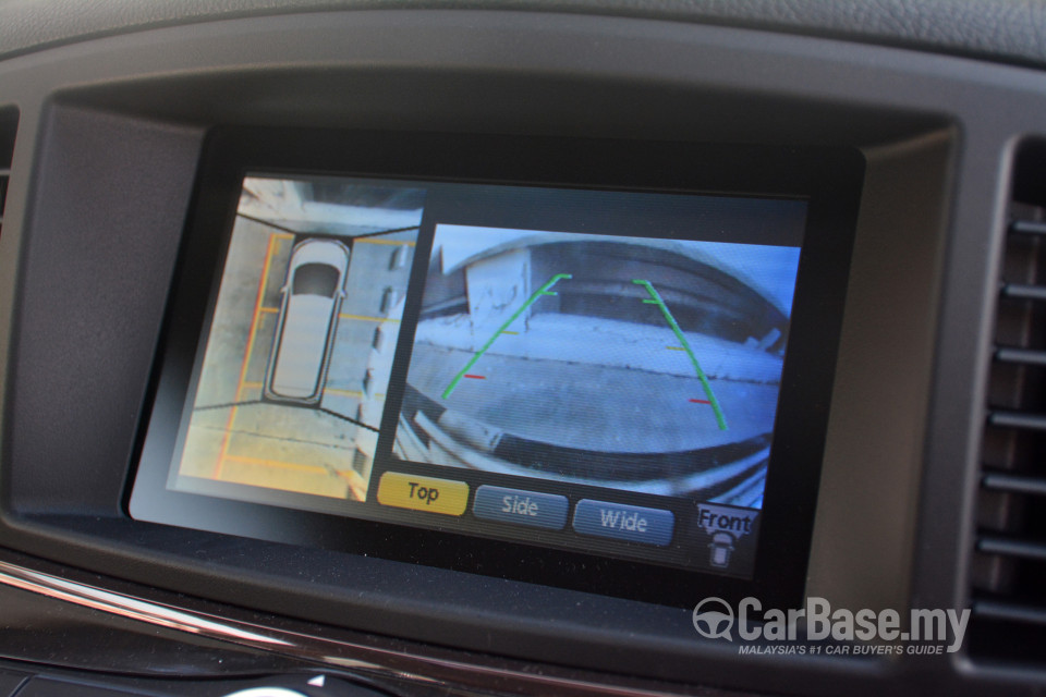 Nissan Elgrand E52 Facelift (2014) Interior