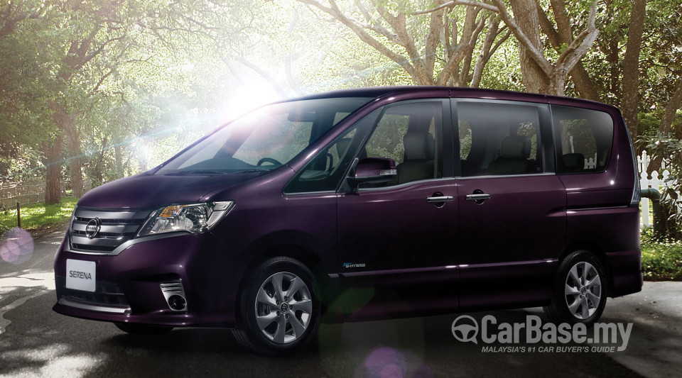 Nissan Serena S-Hybrid C26 (2013) Exterior