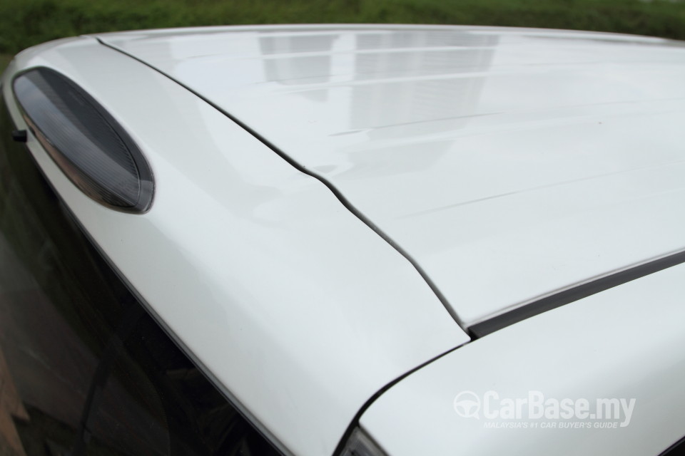 Nissan Serena S-Hybrid C26 (2013) Exterior