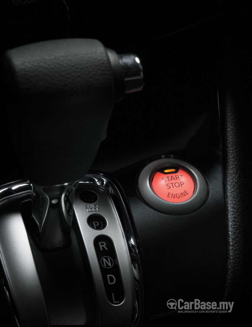 Nissan Serena S-Hybrid C26 (2013) Interior