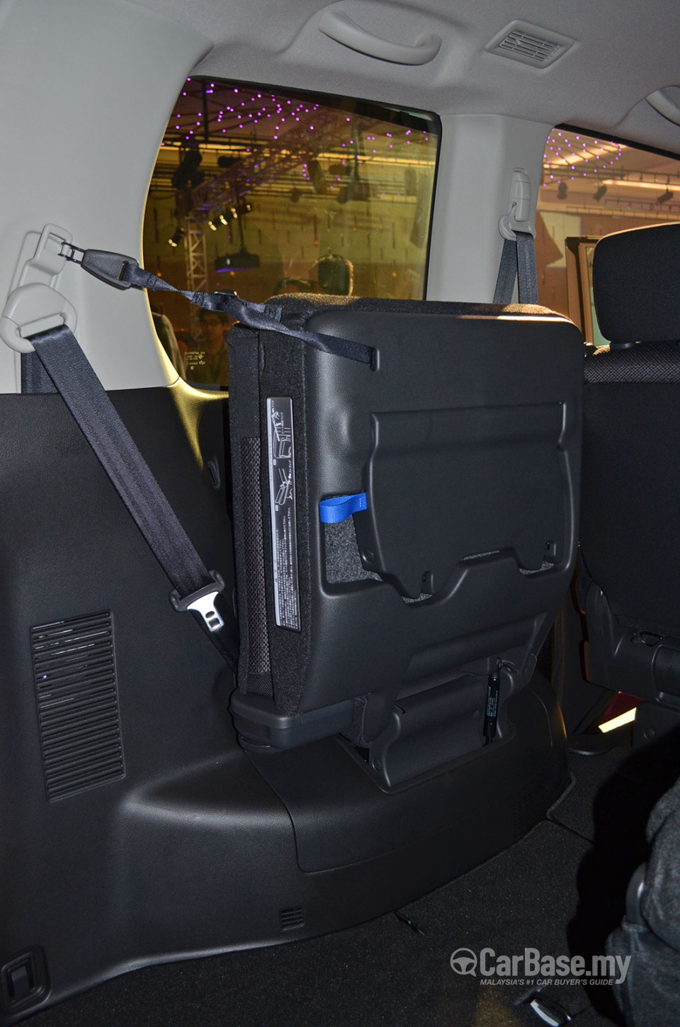 Nissan Serena S-Hybrid C26 (2013) Interior