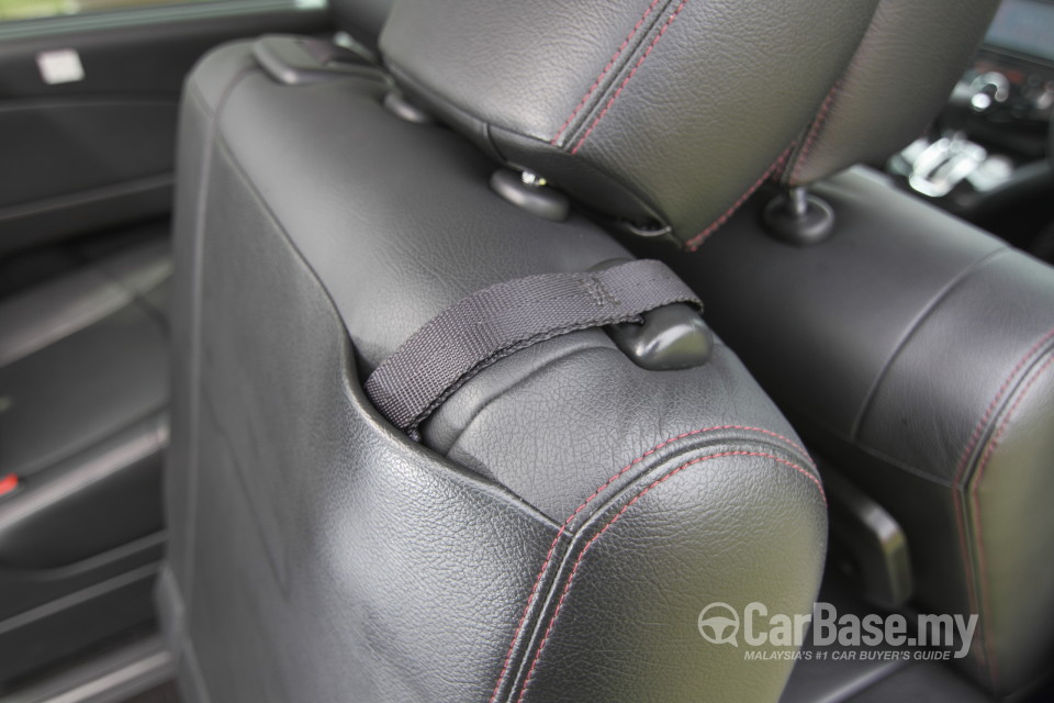 Nissan Serena S-Hybrid C26 (2013) Interior