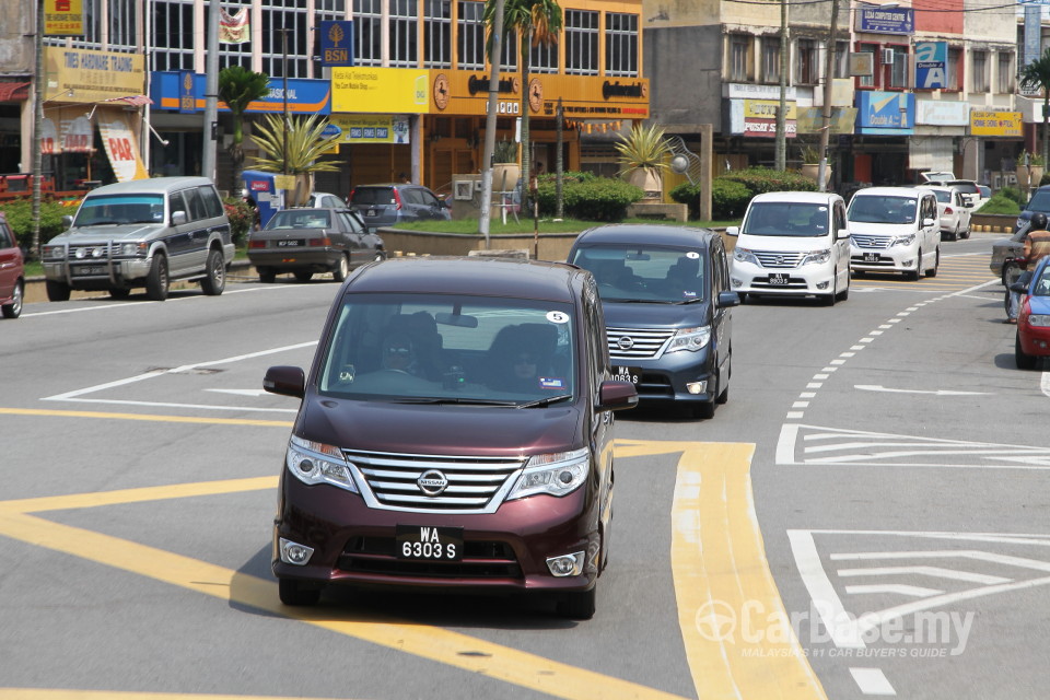 Nissan Serena S-Hybrid C26 Facelift (2014) Exterior