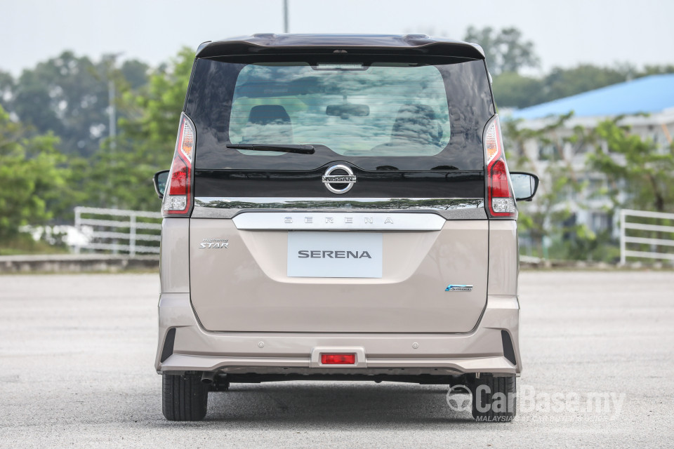 Nissan Serena S-Hybrid C27 (2018) Exterior