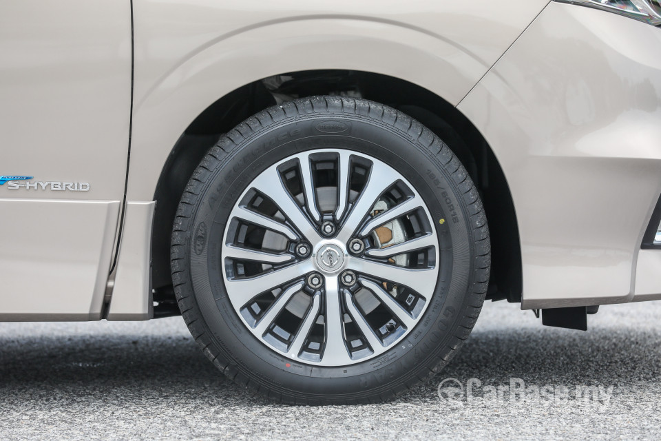 Nissan Serena S-Hybrid C27 (2018) Exterior