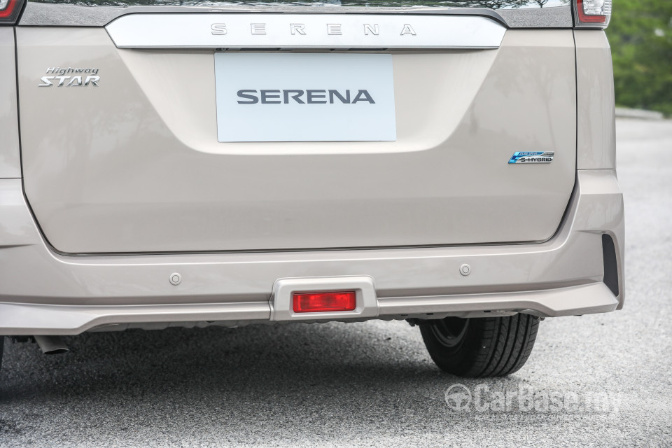 Nissan Serena S-Hybrid C27 (2018) Exterior