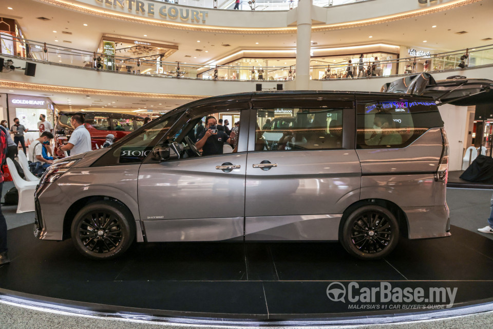 Nissan Serena S-Hybrid C27 Facelift (2022) Exterior