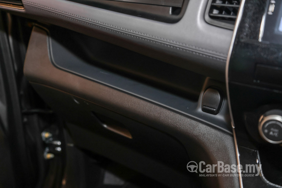 Nissan Serena S-Hybrid C27 Facelift (2022) Interior
