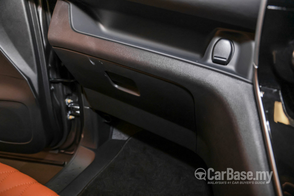 Nissan Serena S-Hybrid C27 Facelift (2022) Interior