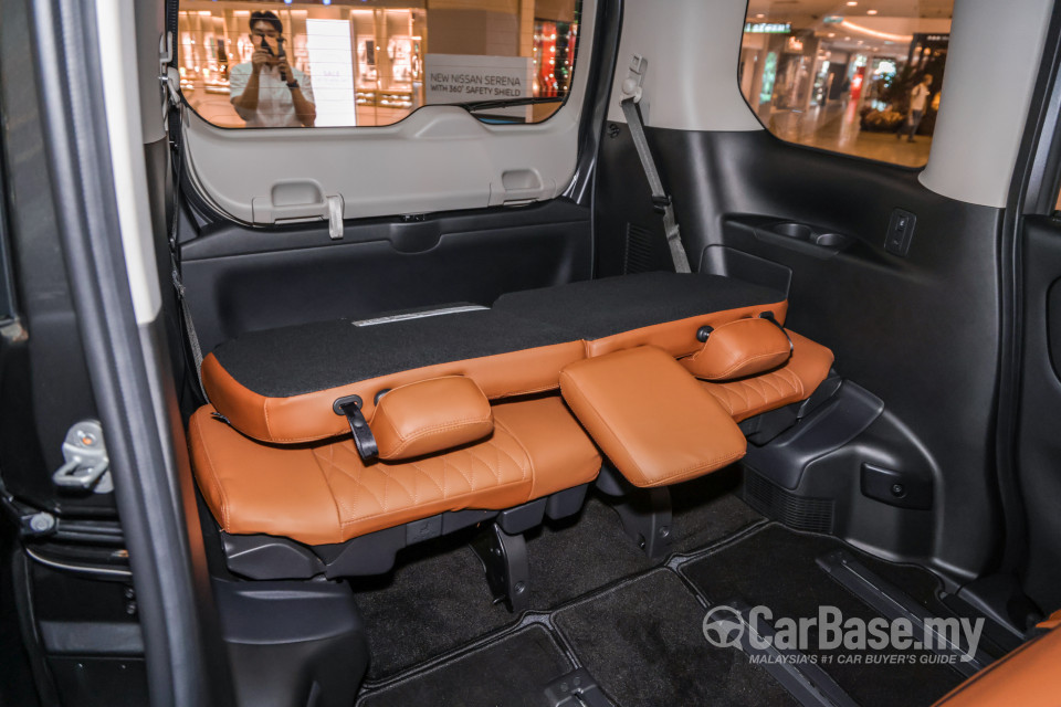 Nissan Serena S-Hybrid C27 Facelift (2022) Interior