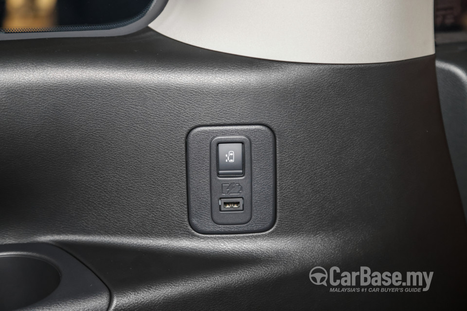 Nissan Serena S-Hybrid C27 Facelift (2022) Interior