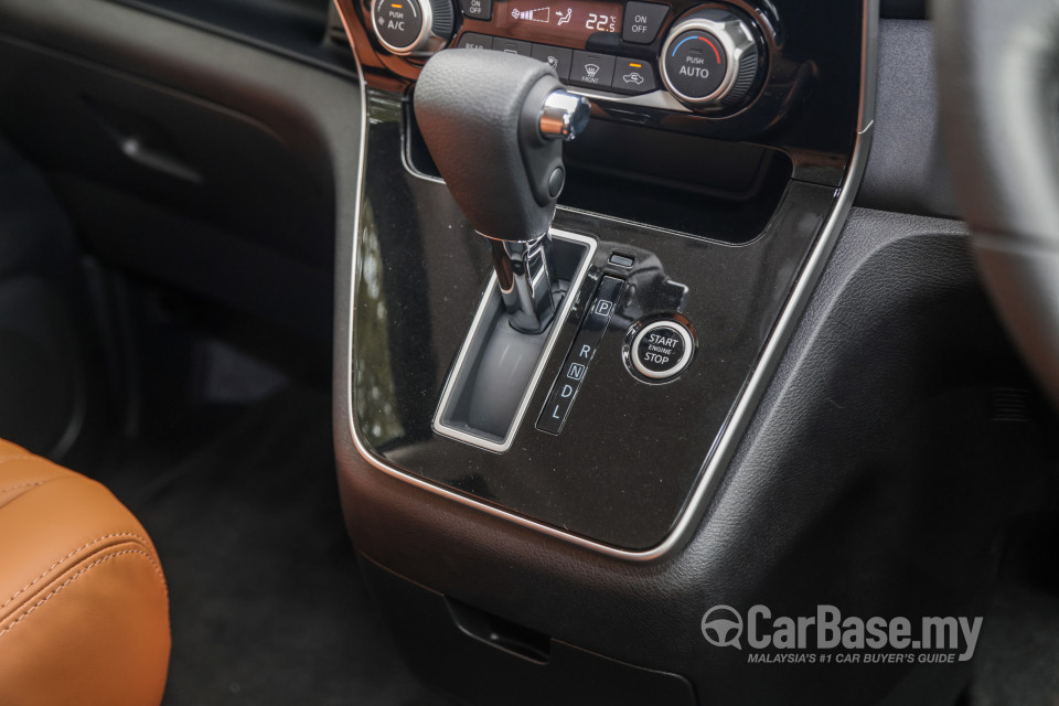 Nissan Serena S-Hybrid C27 Facelift (2022) Interior
